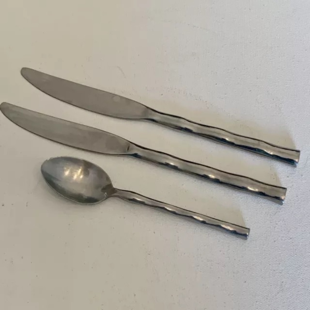 TOWLE Stainless Steel 9" Dinner Knives & 6.25" Spoon Wavy Handle Living CALYPSO - Picture 7 of 8